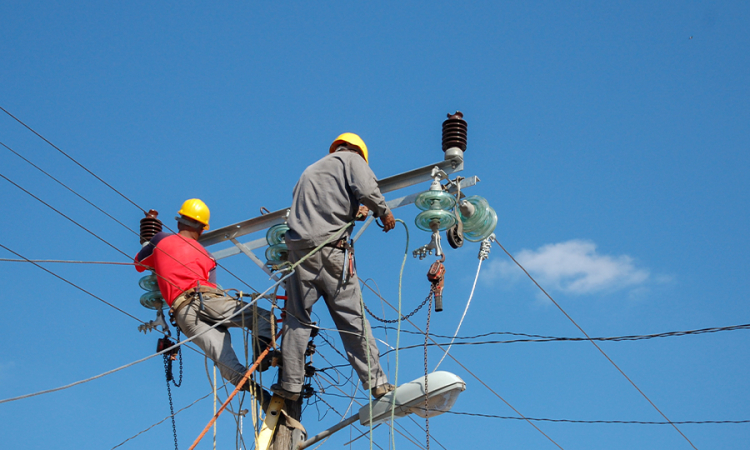 UPME establece nuevo procedimiento ágil para conexiones eléctricas definitivas y temporales en el Sistema Interconectado Nacional -SIN-