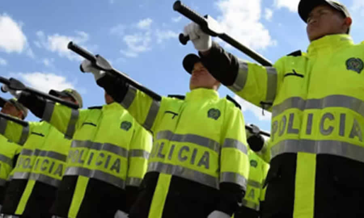 La Policía Nacional actuó legalmente al realizar operativos con funcionarios de Sayco Acinpro y emitir comparendos para verificar el pago de derechos de autor, sin vulnerar la moralidad administrativa: Consejo de Estado
