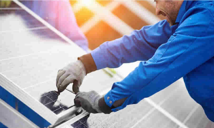 Claridades de la CREG sobre requisitos y certificaciones para conexión de sistemas solares a la red